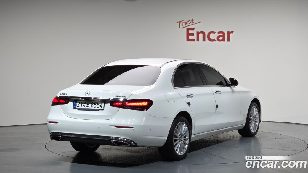Mercedes-Benz E-Class E220d 4MATIC Exclusive, 2023