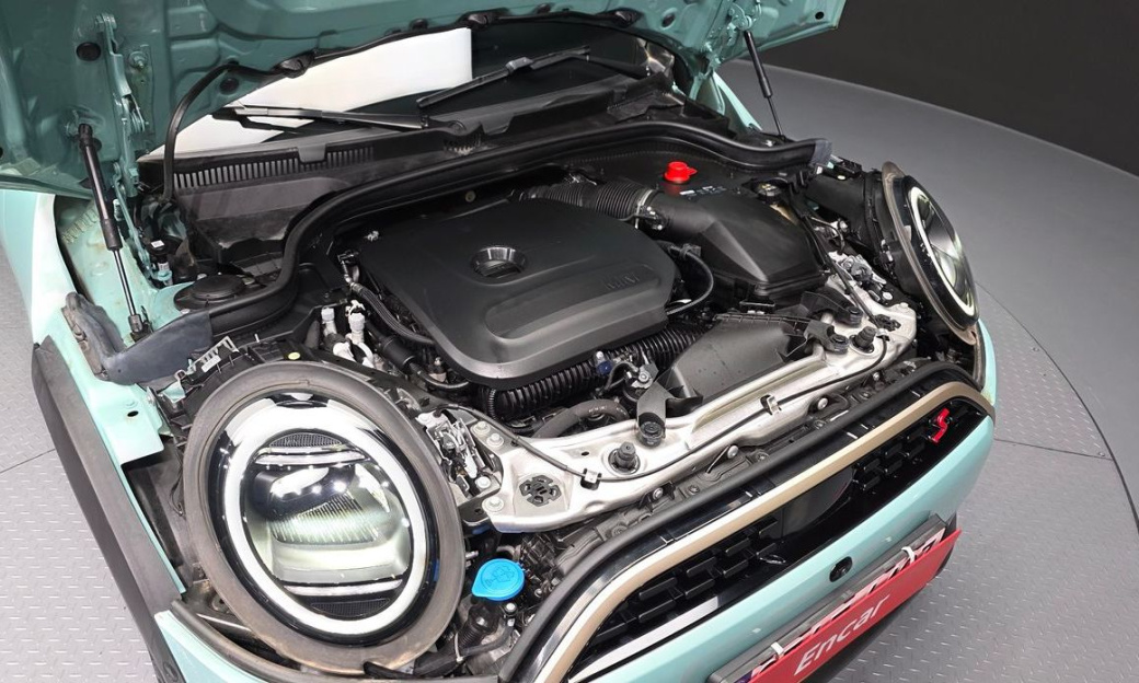 Mini Cooper Favoured, 2025