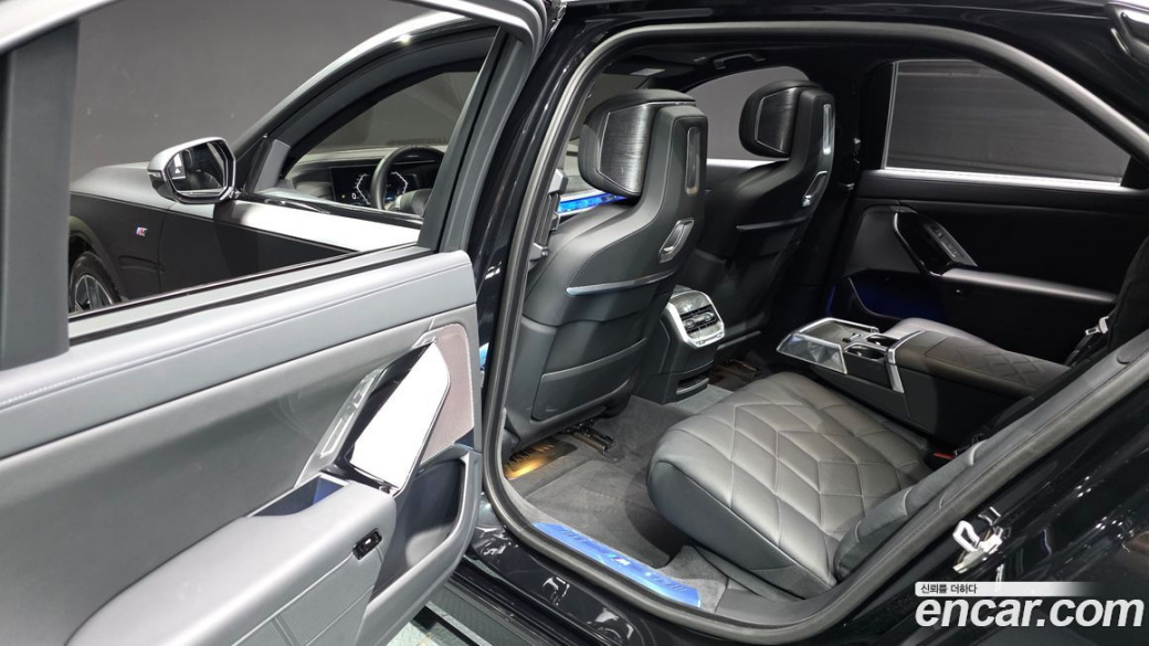 BMW 7-Series 740i xDrive M Sport, 2024