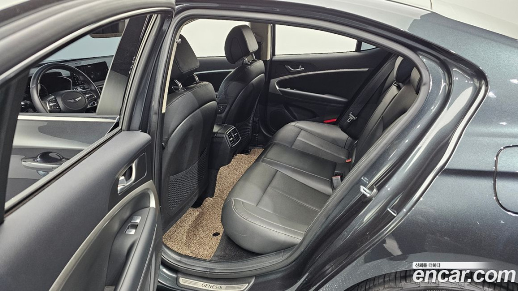 Genesis G70 Gasoline 2.0T 4WD, 2021
