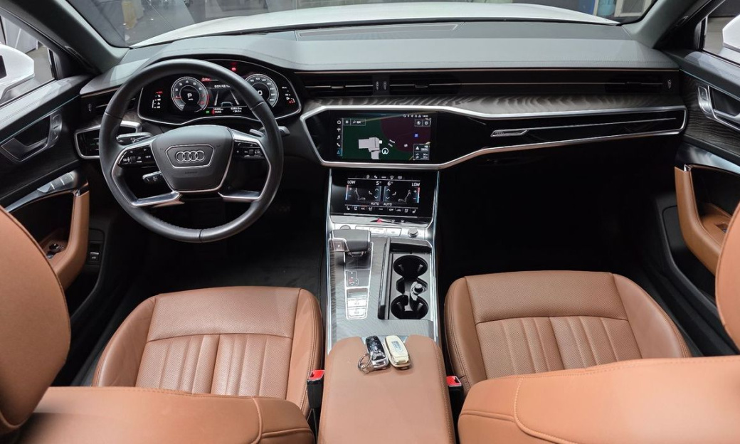 Audi A6 45 TFSI Premium, 2023