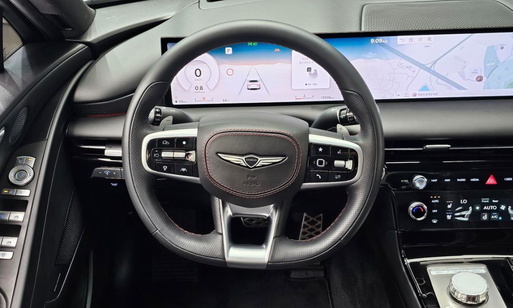 Genesis G80 Gasoline 2.5 Turbo AWD, 2025