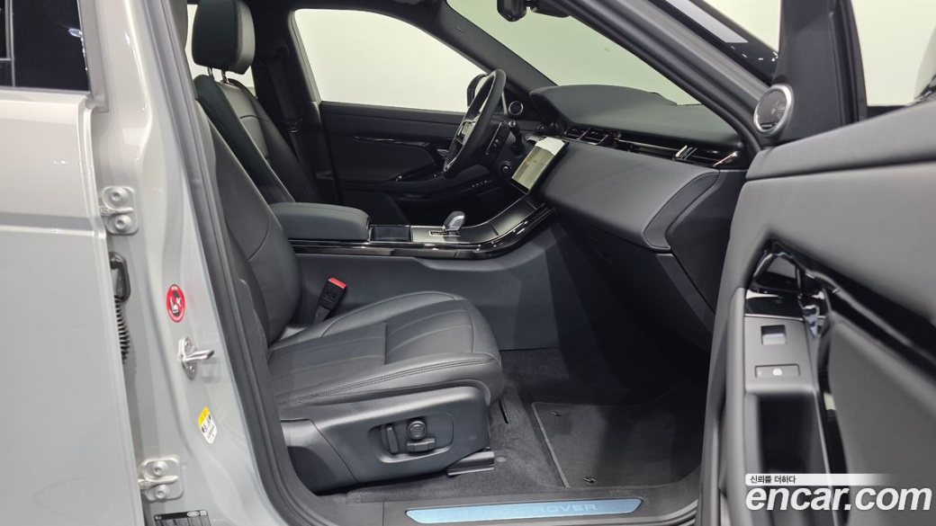 Land Rover Range Rover Evoque P250 Dynamic SE, 2025