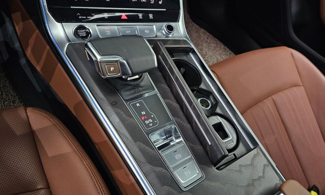 Audi A6 45 TFSI Quattro Premium, 2023
