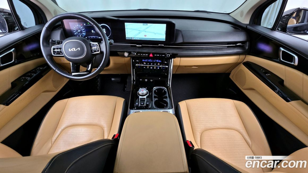 Kia Carnival 7-Seater Signature, 2023