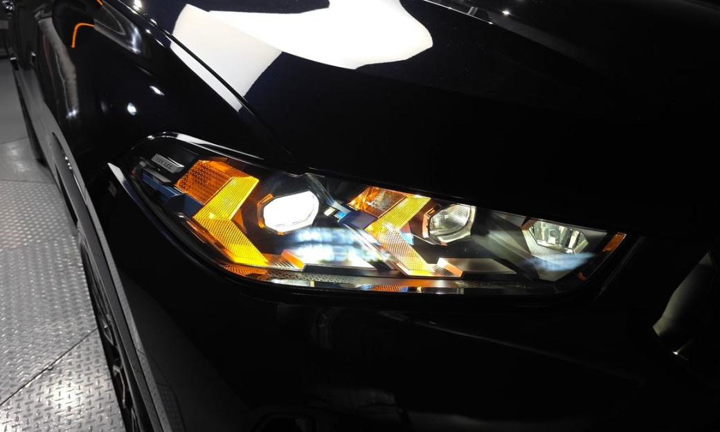 BMW X6 xDrive40i M Sport, 2025