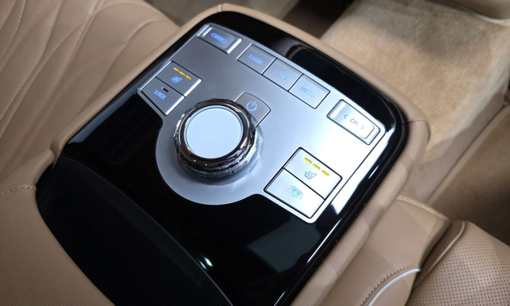 Genesis G80 Gasoline 2.5 Turbo AWD, 2025