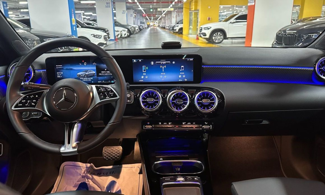 Mercedes-Benz A-Class A220 Sedan, 2026