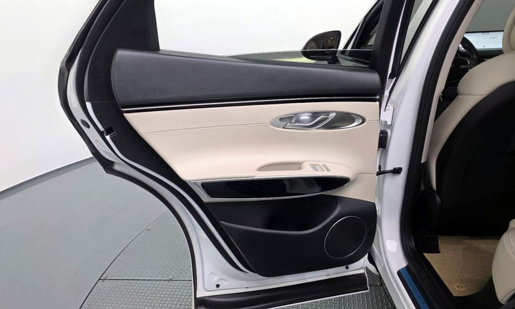 Genesis GV70 2.5T Gasoline 2WD, 2023