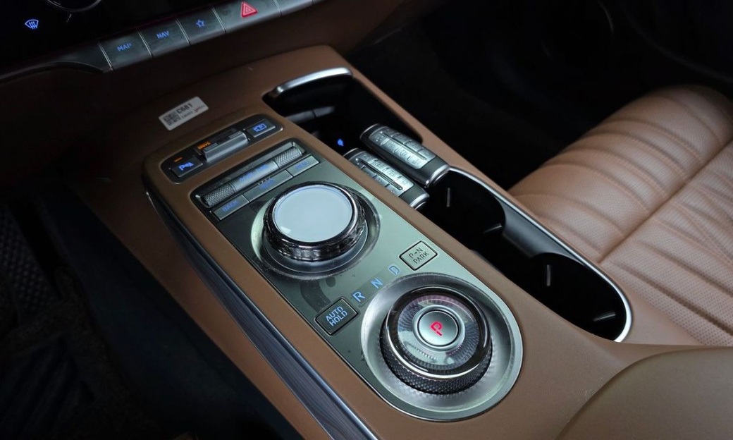 Genesis GV70 2.5T Gasoline AWD, 2024