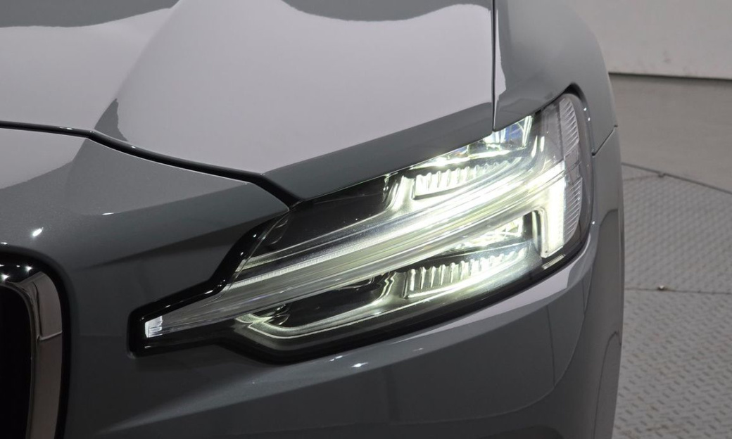 Volvo S60 B5 Ultimate Bright, 2024