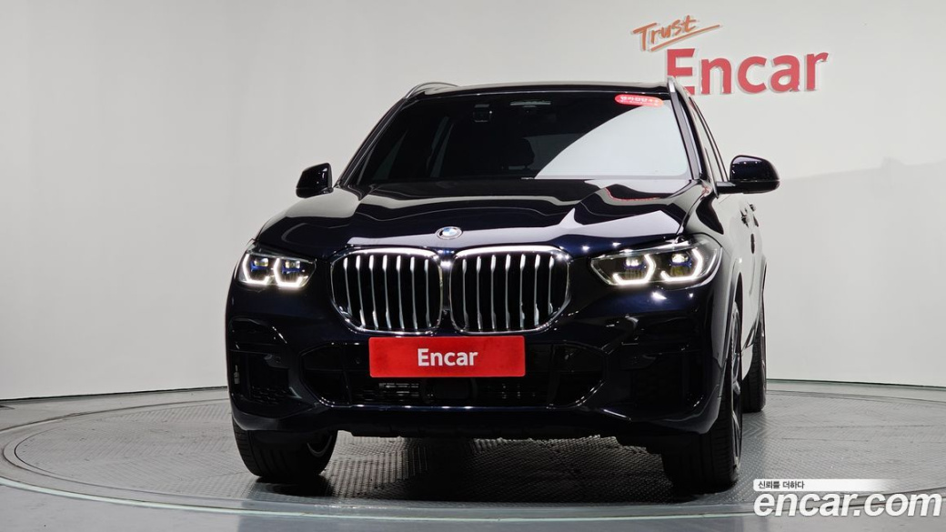 BMW X5 xDrive 40i M Sport, 2022