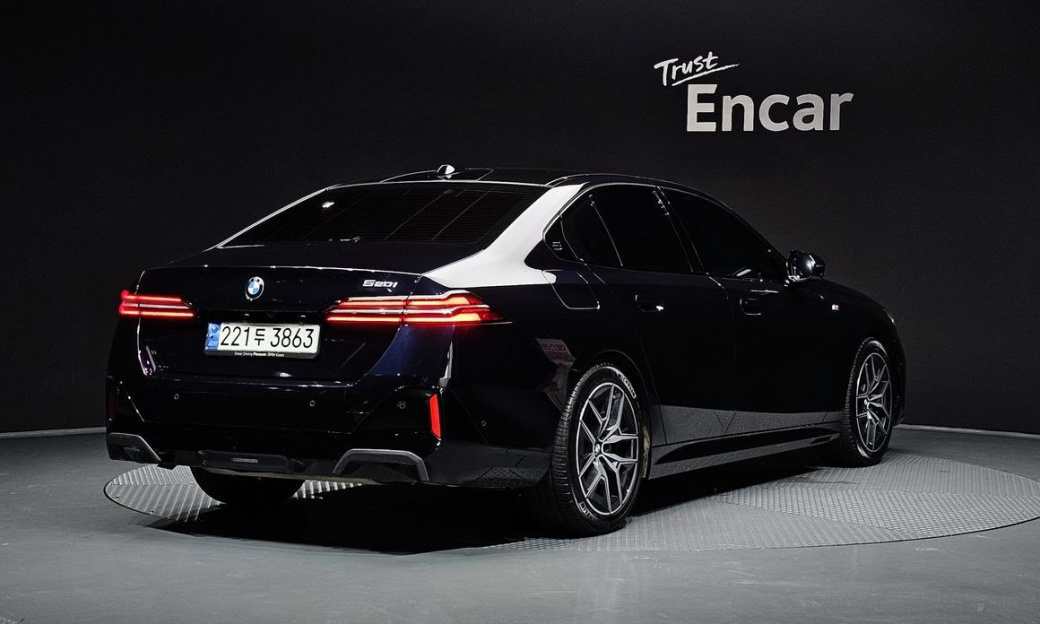 BMW 5-Series 520i M Sport, 2024