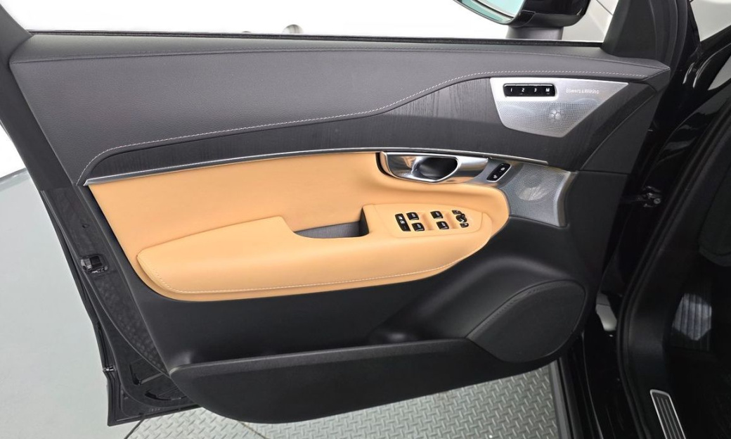 Volvo XC90 B6 Ultimate Bright, 2024
