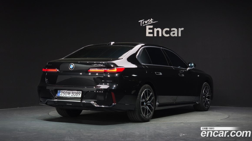BMW 7-Series 740d xDrive M Sport, 2024