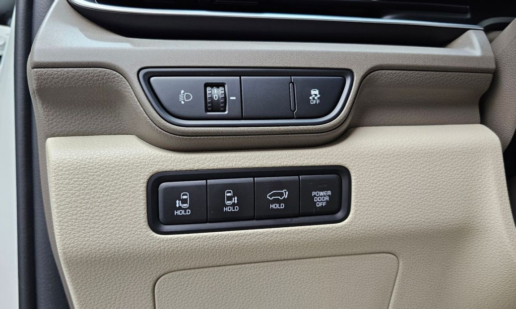 Kia Carnival 9-Seater Noblesse, 2025