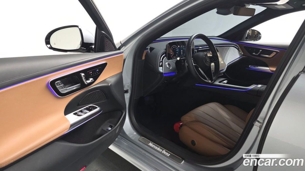 Mercedes-Benz E-Class E200 Avantgarde, 2025