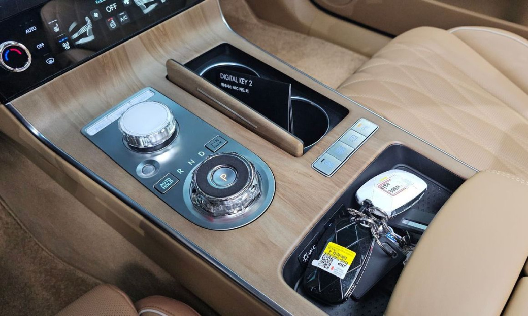 Genesis G80 Gasoline 2.5 Turbo AWD, 2026