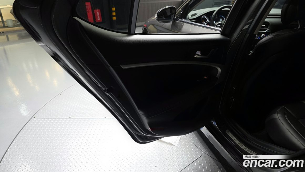 Genesis G70 Gasoline 2.0T 4WD, 2022