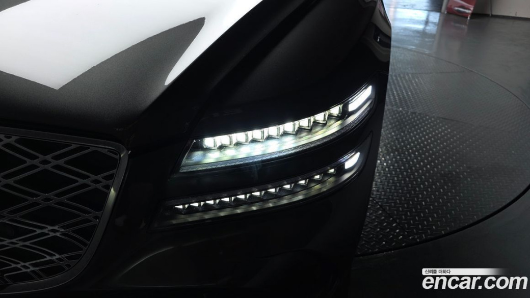 Genesis G80 Gasoline 2.5 Turbo AWD, 2025