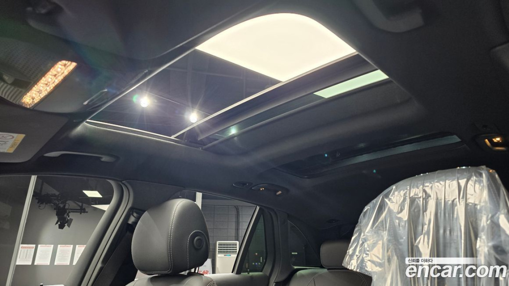 Mercedes-Benz GLC-Class GLC300 4MATIC Premium, 2021