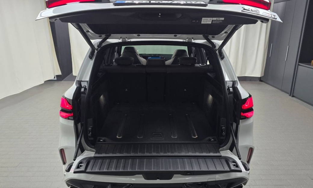 BMW X5M 4.4 Competition, 2024