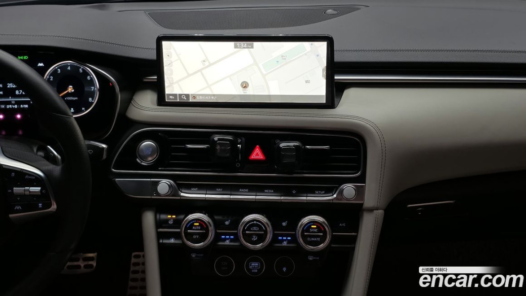 Genesis G70 Gasoline 2.0T 4WD, 2023