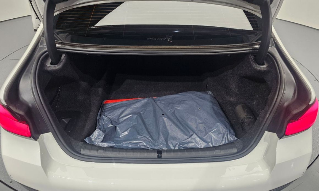 BMW 5-Series 520i M Sport, 2023