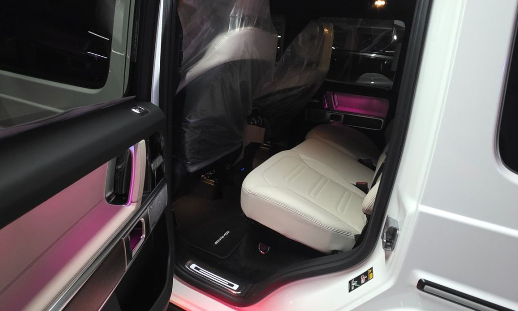 Mercedes-Benz G-Class G450d, 2026