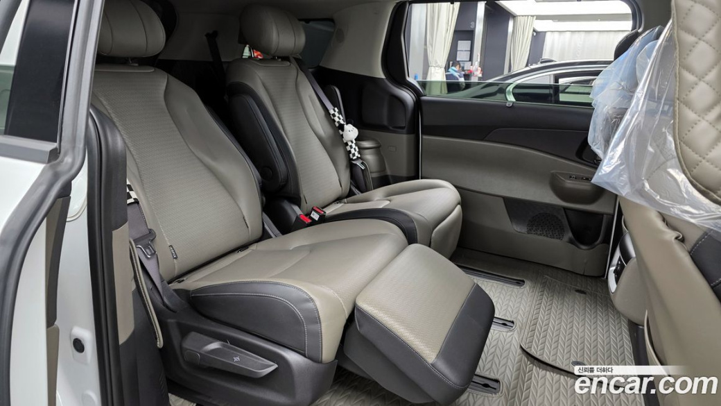 Kia Carnival 7-Seater Noblesse, 2025