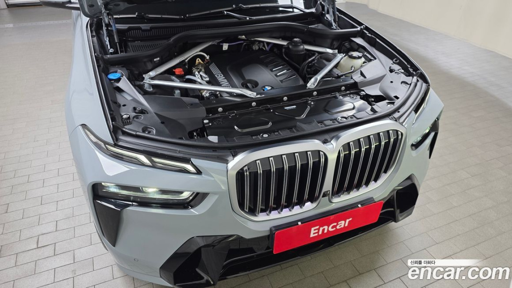 BMW X7 xDrive 40d M Sport 6STR, 2025