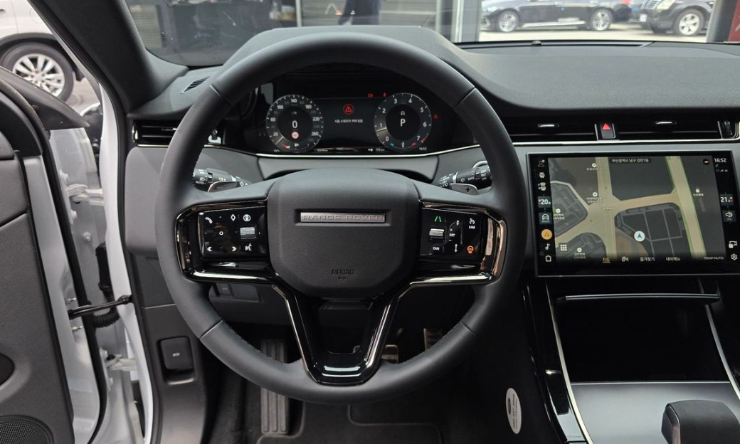 Land Rover Range Rover Evoque P250 Dynamic SE, 2026