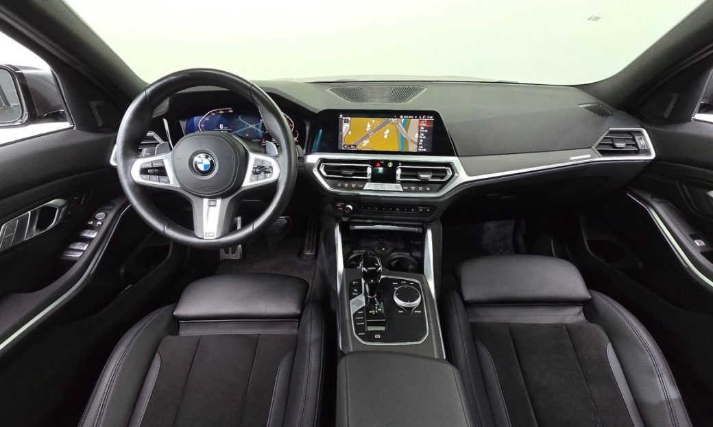 BMW 3-Series 320i M Sport, 2022