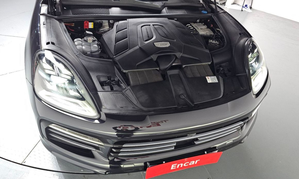 Porsche Cayenne 3.0, 2021