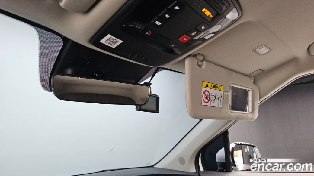 Kia Carnival 9-Seater Prestige, 2025
