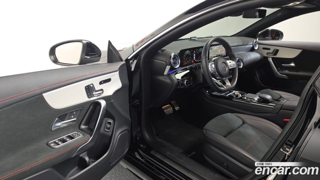Mercedes-Benz CLA-Class CLA250 4MATIC, 2023