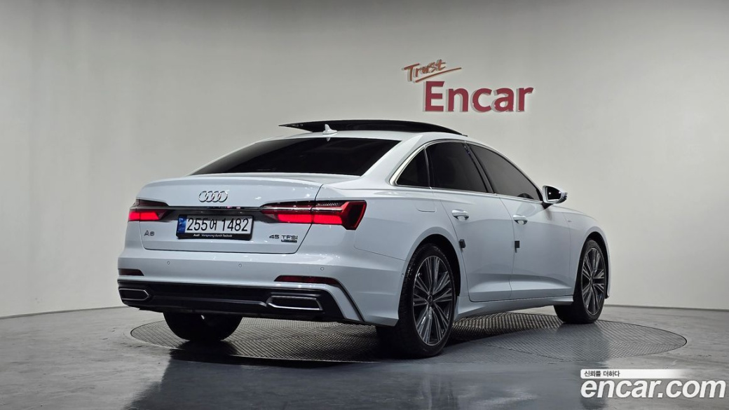 Audi A6 45 TFSI Quattro Premium, 2023