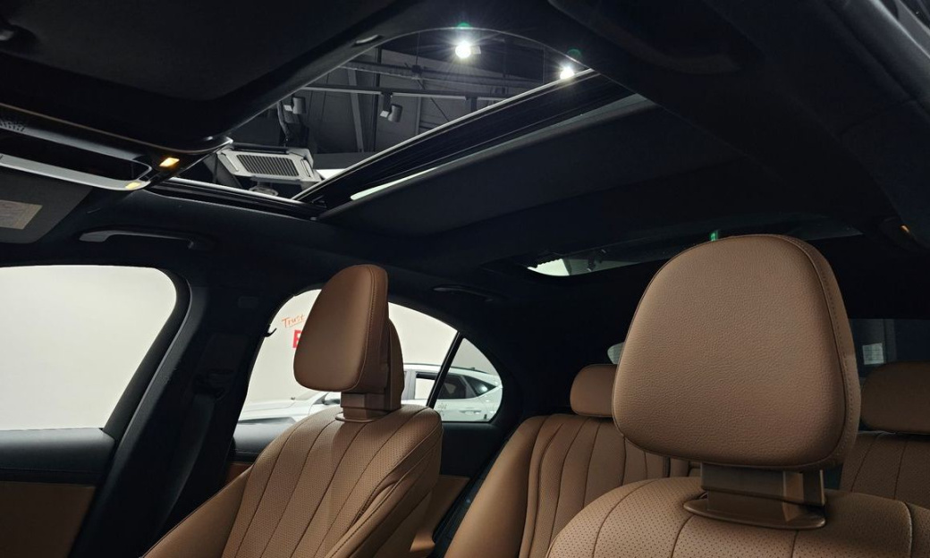 Mercedes-Benz E-Class E200 Avantgarde, 2024