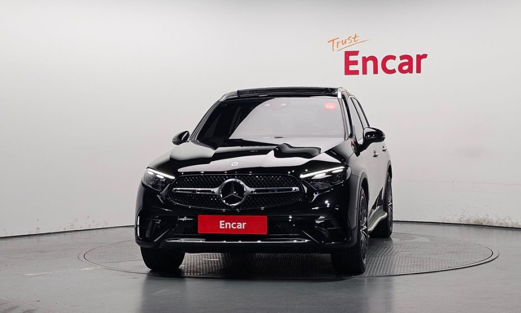 Mercedes-Benz GLC-Class GLC300 4MATIC AMG Line, 2025