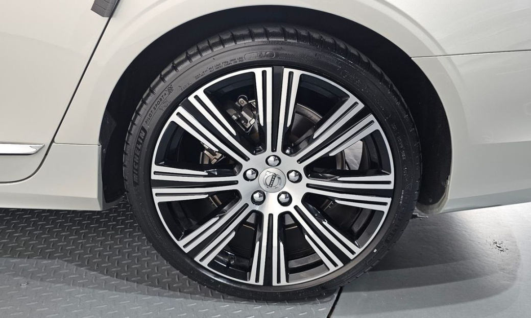 Volvo S90 B6 AWD Inscription, 2022