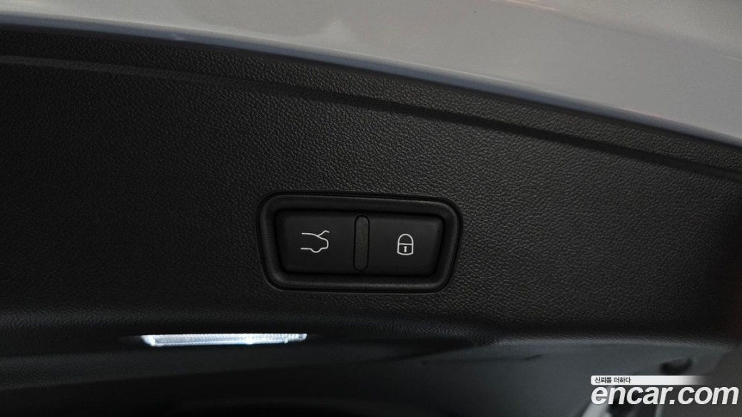 Maserati Grecale 2.0 AWD Modena, 2023