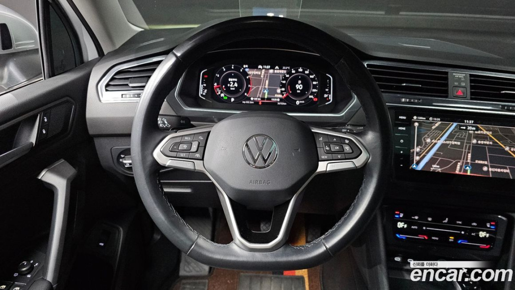 Volkswagen Tiguan 2.0 TSI Prestige, 2023