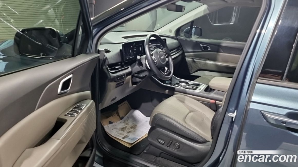 Kia Carnival 7-Seater Noblesse, 2024