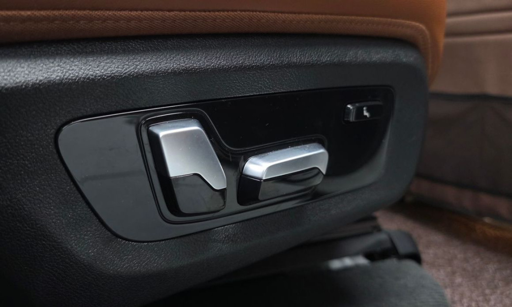 BMW X7 xDrive 40i M Sport 7STR, 2025