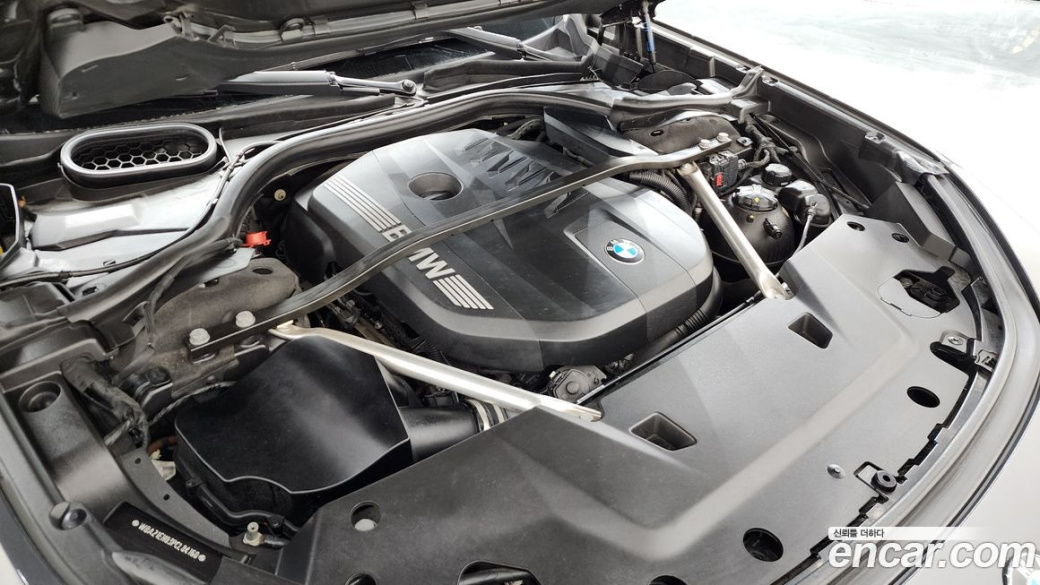 BMW 7-Series 740i sDrive Design Pure Excellence, 2023