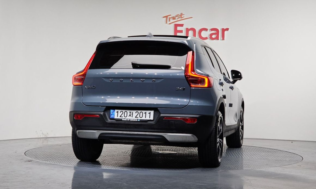 Volvo XC40 B4 Inscription, 2022
