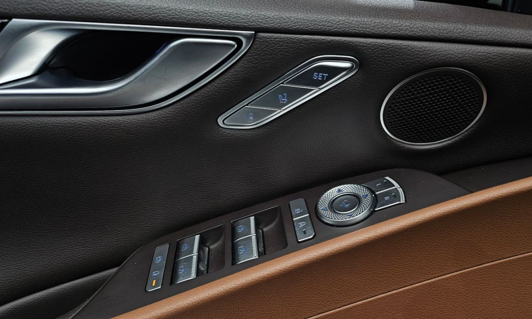 Genesis G80 Gasoline 2.5 Turbo AWD, 2024