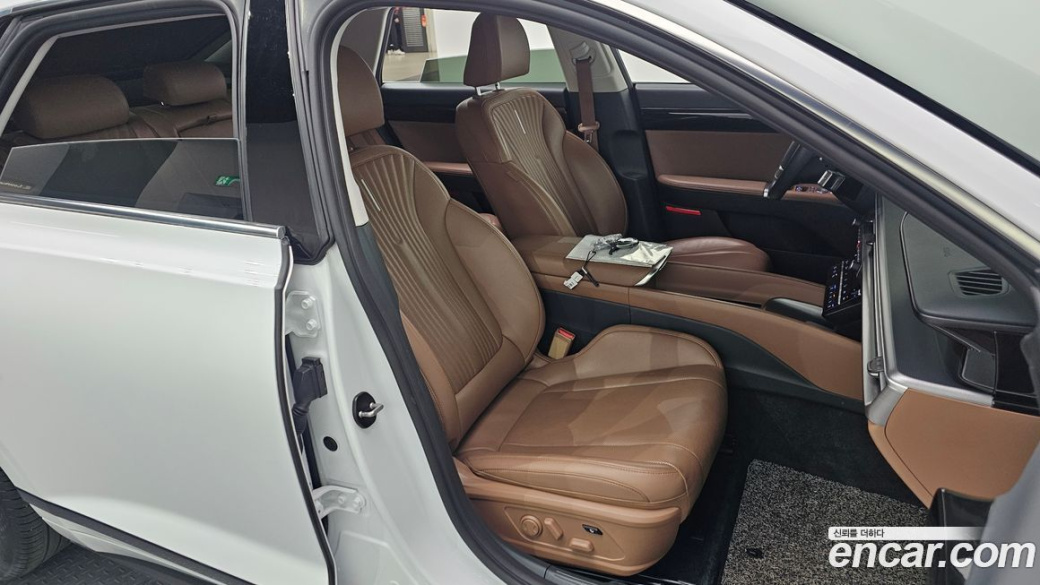 Hyundai Grandeur 2,5 Gasoline 2WD, 2023