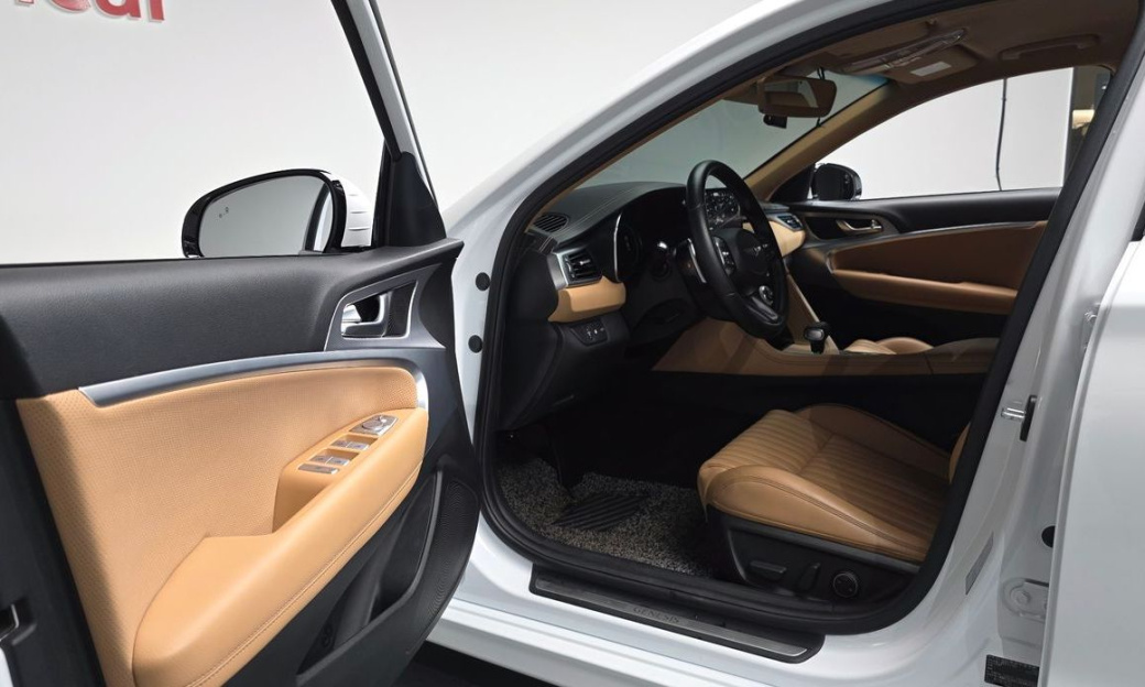Genesis G70 Gasoline 2.0T 4WD, 2021
