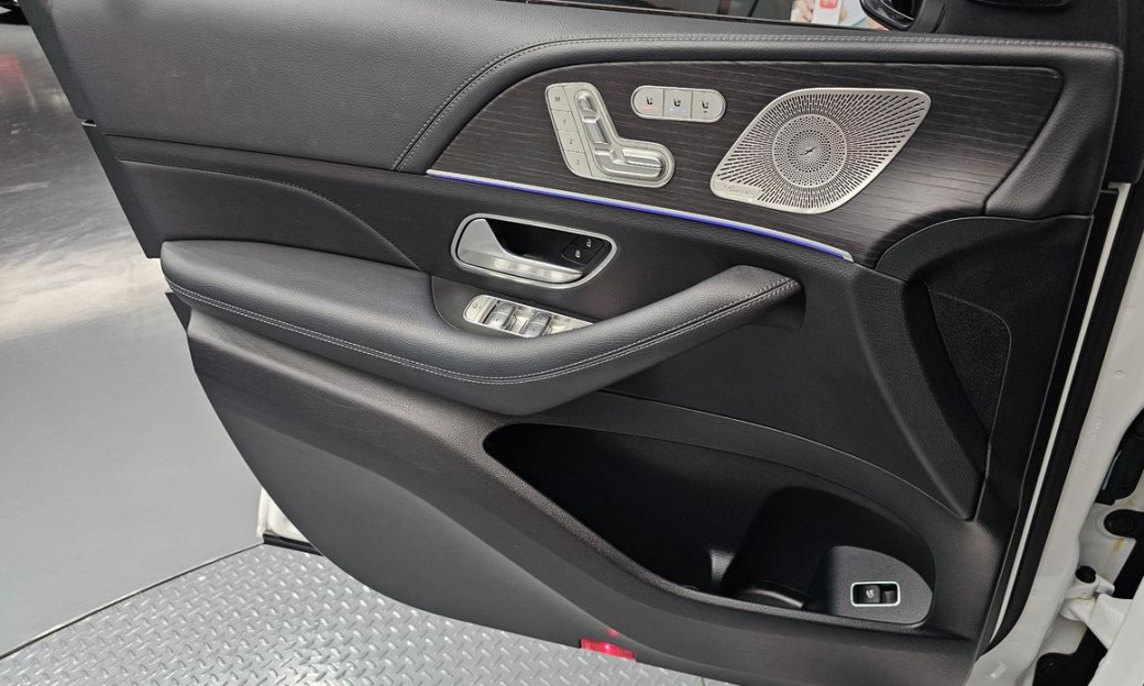 Mercedes-Benz GLE-Class GLE300d 4MATIC, 2024